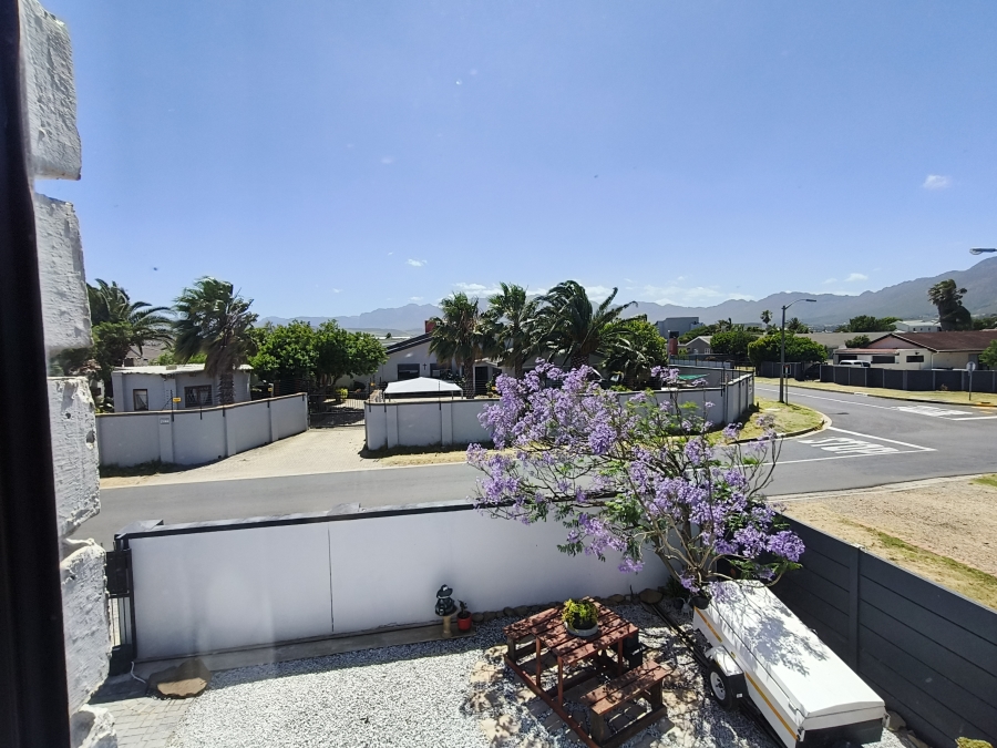 3 Bedroom Property for Sale in Gordons Bay Central Western Cape